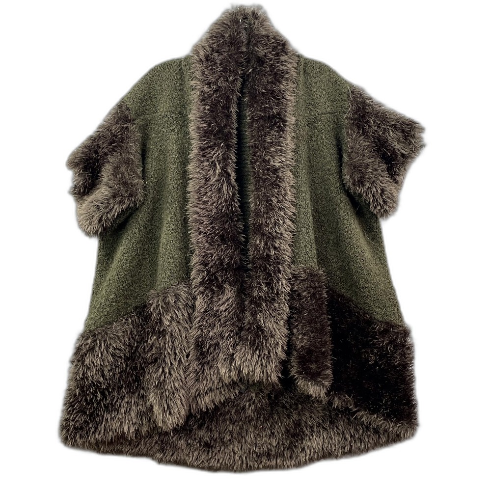 Noelle Cardigan Cape Womens One Size Faux Fur Trim Travel Hike Academia Classic